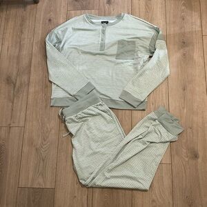 Spendid Mint Green Lounge Set